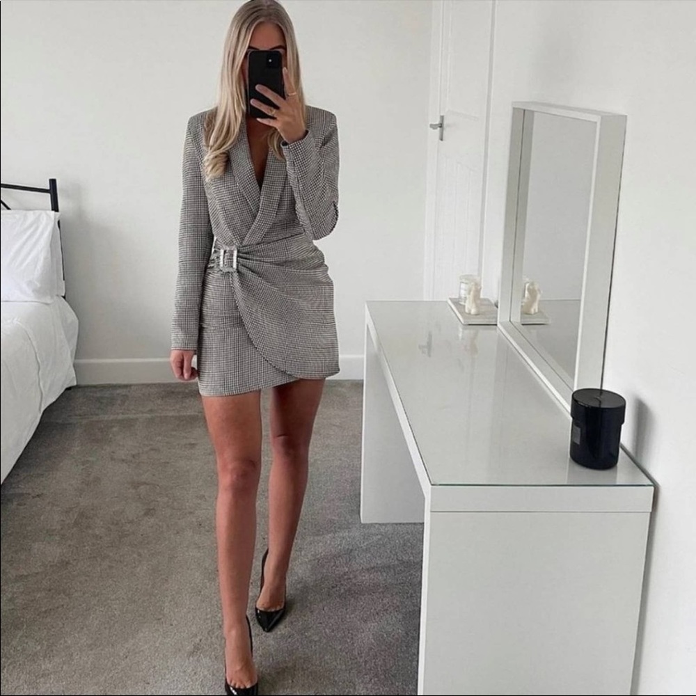 Zara Black and White Houndstooth Blazer Dress- Blogger Favorite
